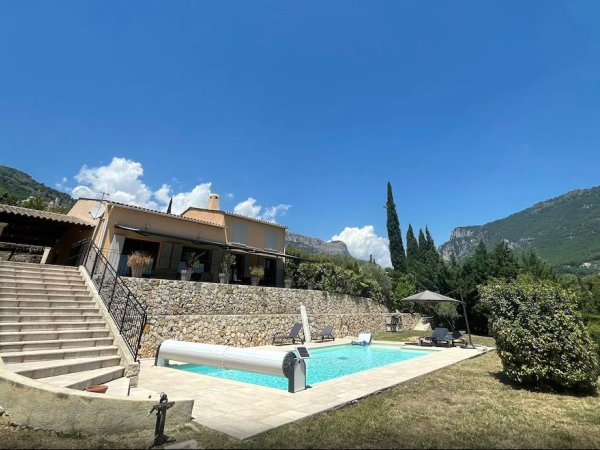 Location saisonnière Villa & piscine 🏡