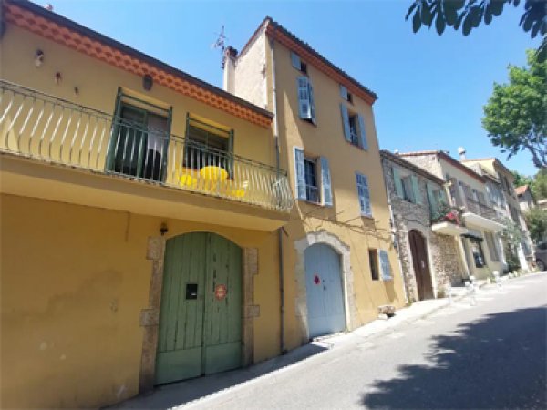 Location saisonnière Maison Village 🏡