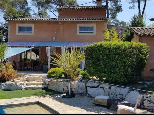 Location saisonnière Villa & piscine 🏡